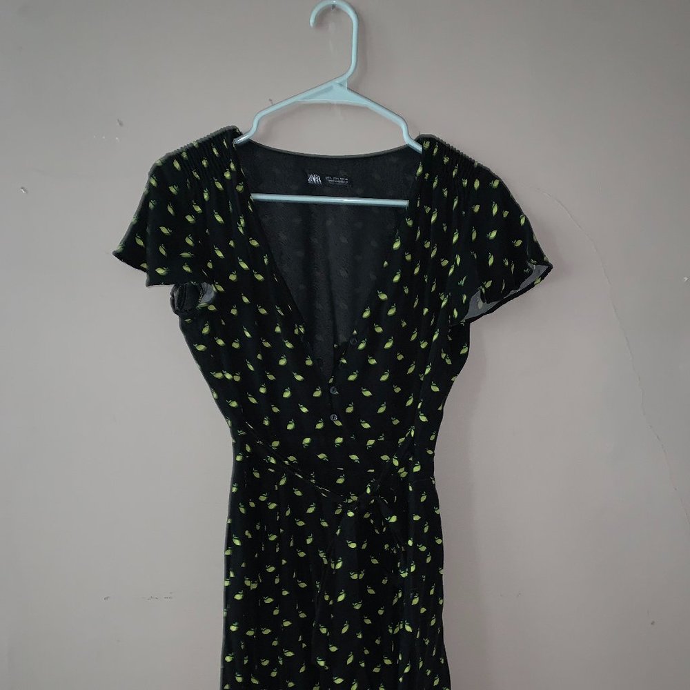 A-line Zara dress with lemon print